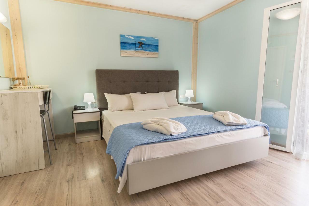 Sunrise Suites Káto Darátsos Eksteriør bilde
